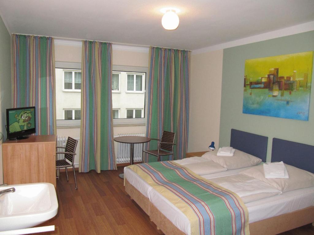 Litty'S Hotel Munich Room photo